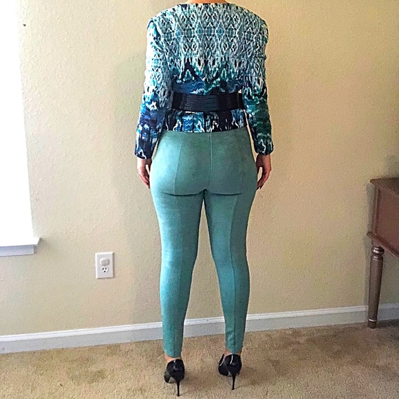 Forever 21 teal suede pants size M - Picture 5 of 9
